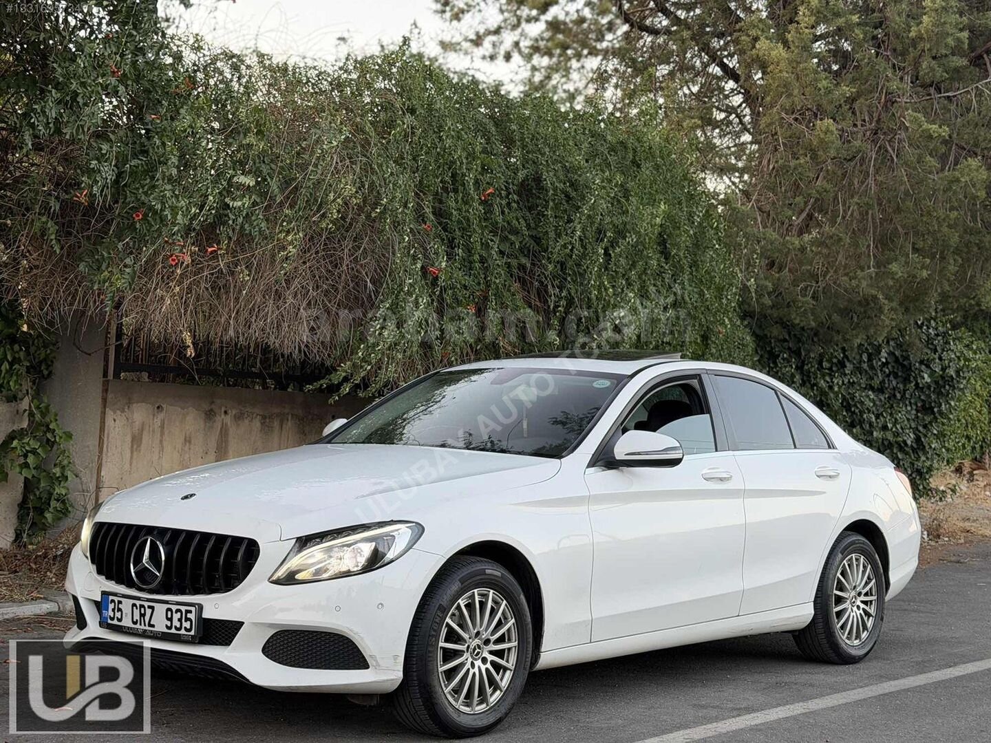 Galeriden Mercedes - Benz C 200 D Comfort 2018 Model İzmir 237.000 km Beyaz 2