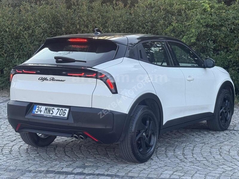 2024 ALFA ROMEO JUNIOR IBRİDA 1.2 HYBRİD K.ISITMA/DERİKOLTUK 6