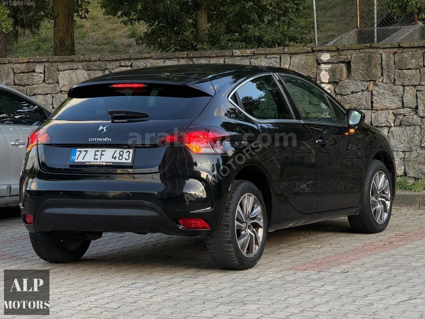 Galeriden DS Automobiles DS4 1.6 e-HDi D-Sport 2012 Model İstanbul 247.000 km Siyah 5
