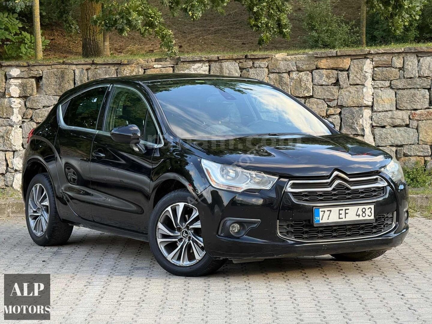 Galeriden DS Automobiles DS4 1.6 e-HDi D-Sport 2012 Model İstanbul 247.000 km Siyah 3