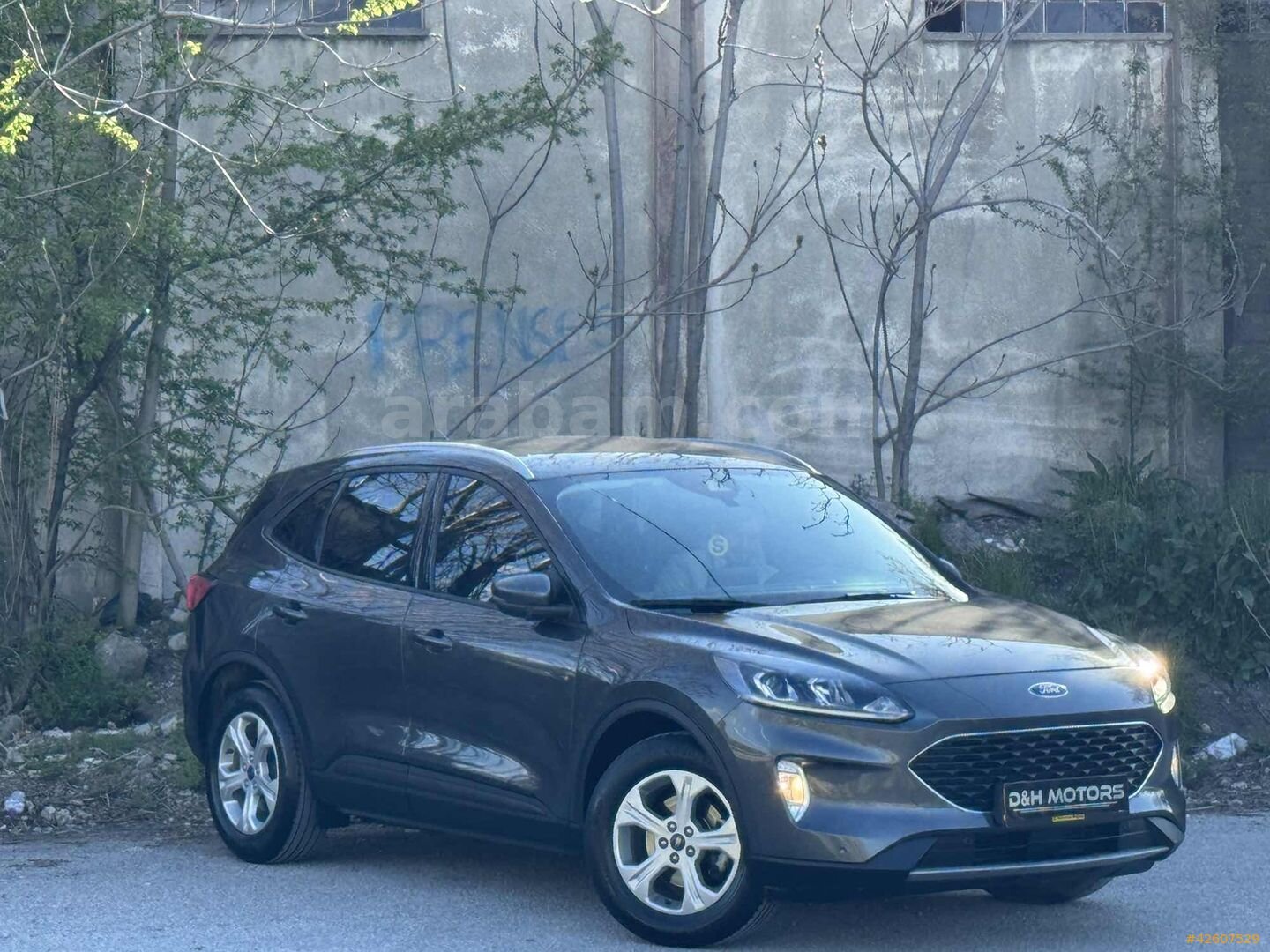 D&H MOTORS'DAN HATASIZ BOYASIZ TRAMERSİZ KUGA SUV OTOMTİK 4