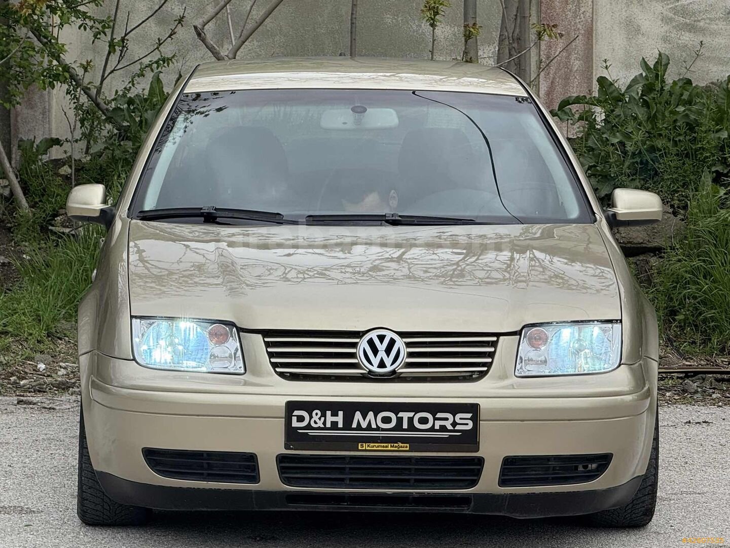 D&H MOTORS'DAN 2003 MODEL BORA TEMİZ BAKIMLI KLİMALI COMFORTLİNE 1