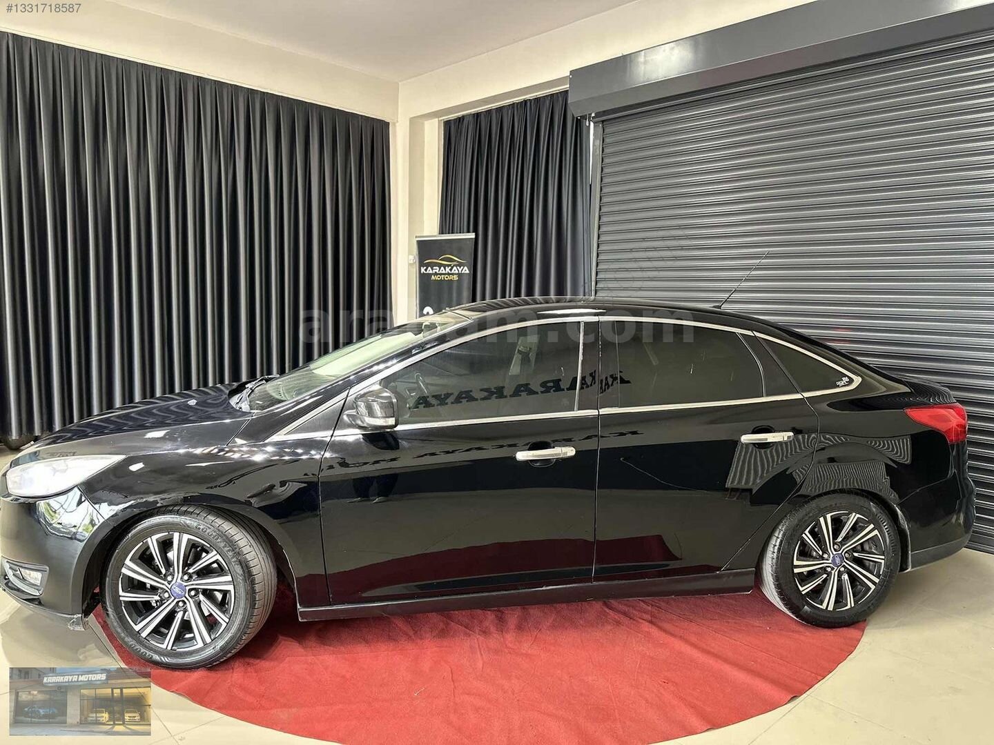 Galeriden Ford Focus 1.5 TDCi Style 2016 Model Elazığ 260.000 km Siyah 2