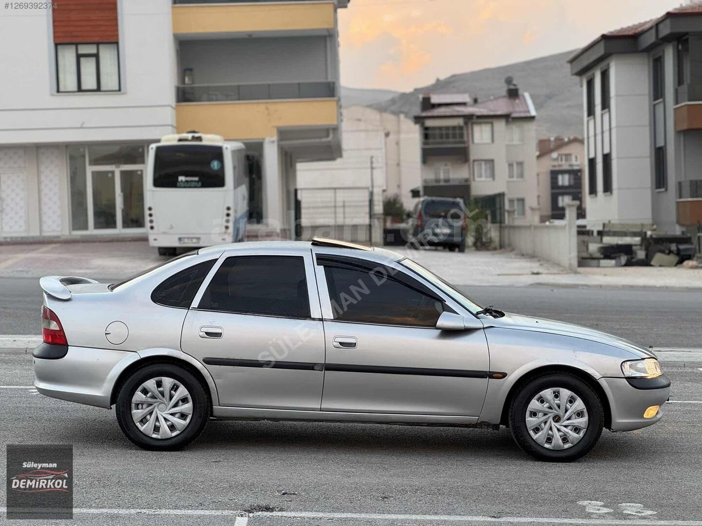 Galeriden Opel Vectra 2.0 CD 1996 Model Konya 370.000 km Gri 3