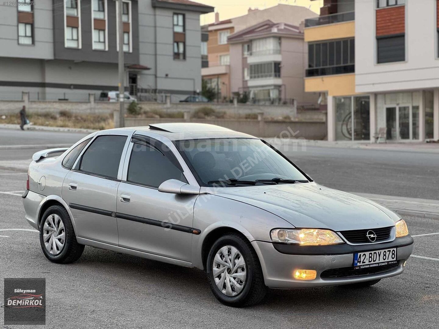 Galeriden Opel Vectra 2.0 CD 1996 Model Konya 370.000 km Gri 1