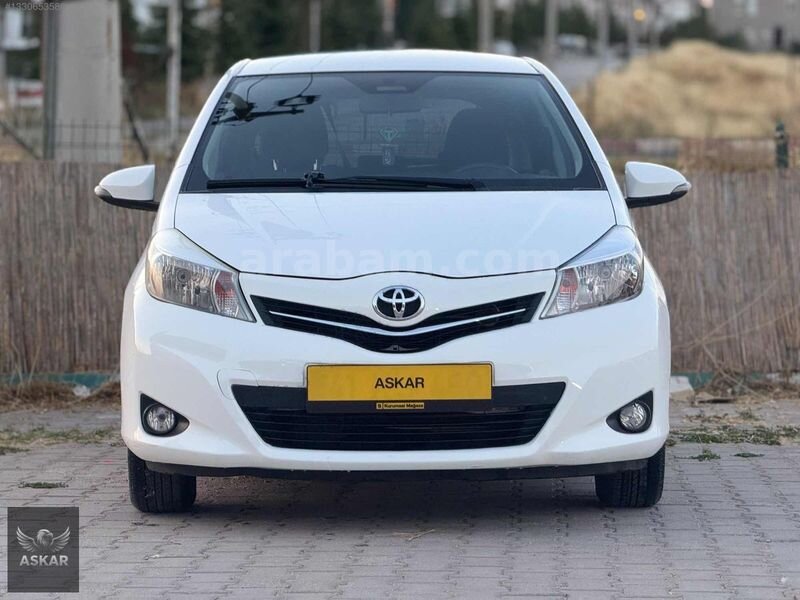 Galeriden Toyota Yaris 1.33 Fun Special 2014 Model Kütahya 105.000 km Beyaz