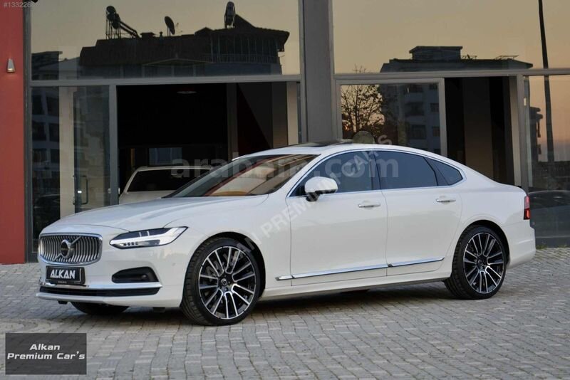 Galeriden Volvo S90 2.0 D B5 Plus Bright 2021 Model Antalya 174.000 km Beyaz