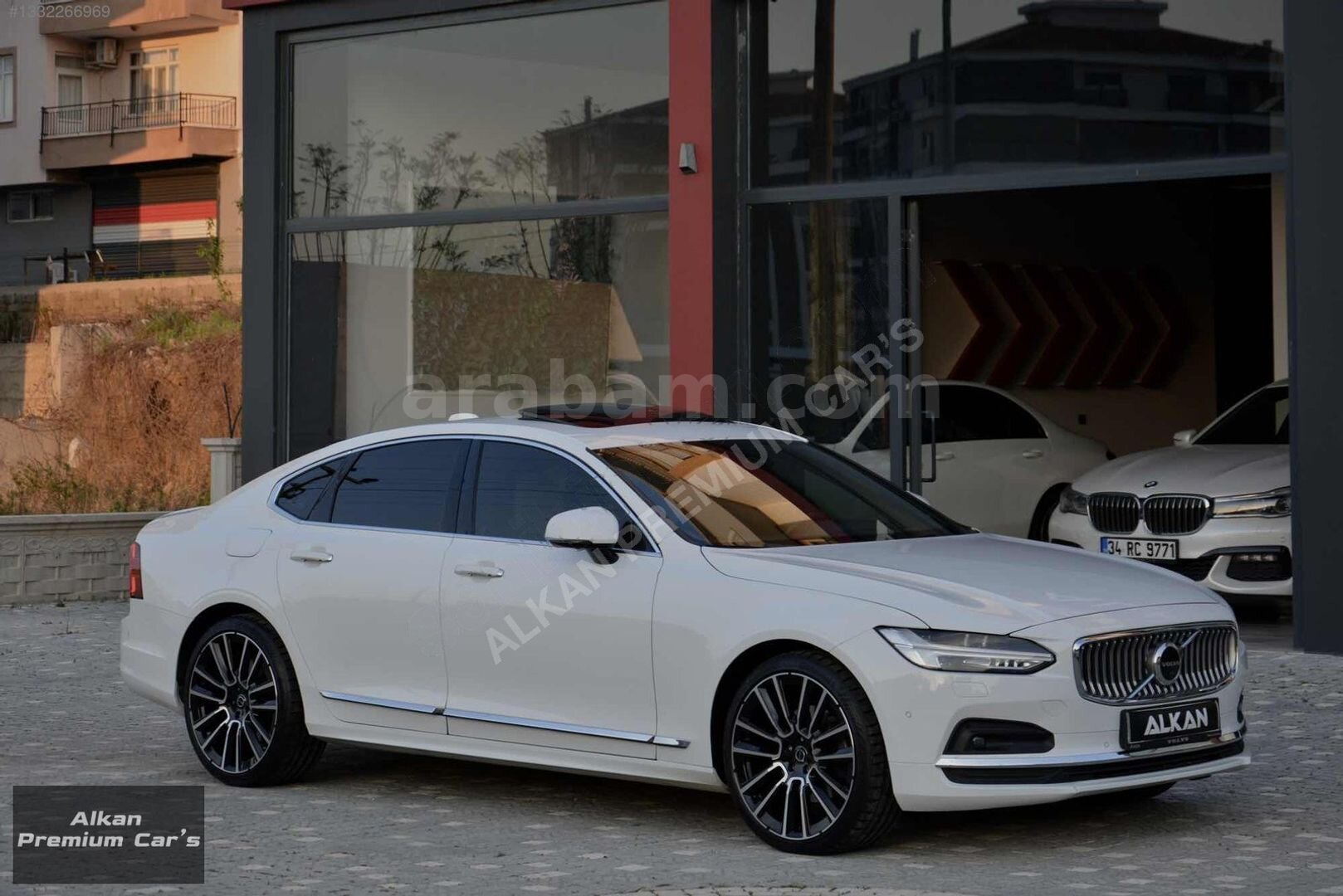 Galeriden Volvo S90 2.0 D B5 Plus Bright 2021 Model Antalya 174.000 km Beyaz 4