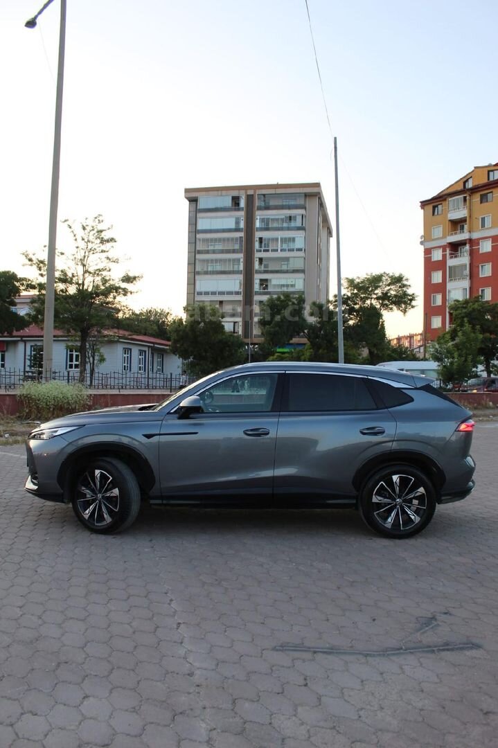 Sahibinden MG HS 1.5 T-GDI Luxury 2024 Model 5