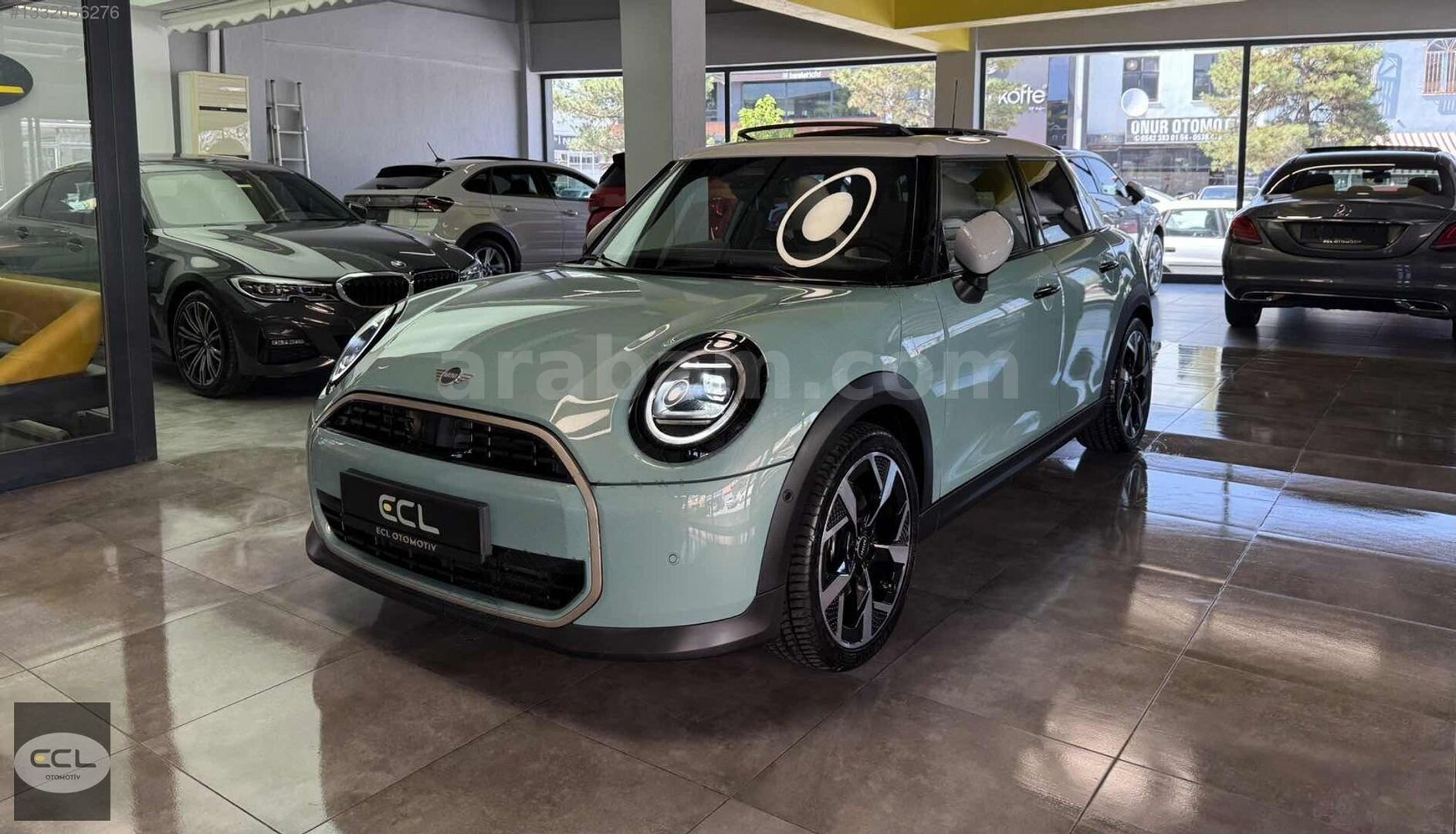 Galeriden Mini Cooper 1.5 Favoured 2024 Model Kütahya 14.494 km Yeşil 1
