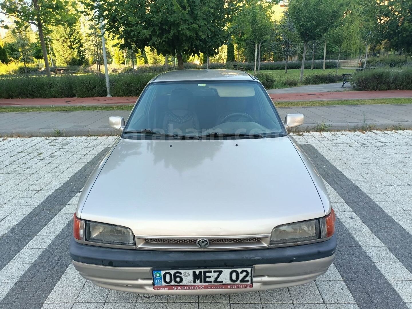 93 MODEL MAZDA 1.6 GLX 3