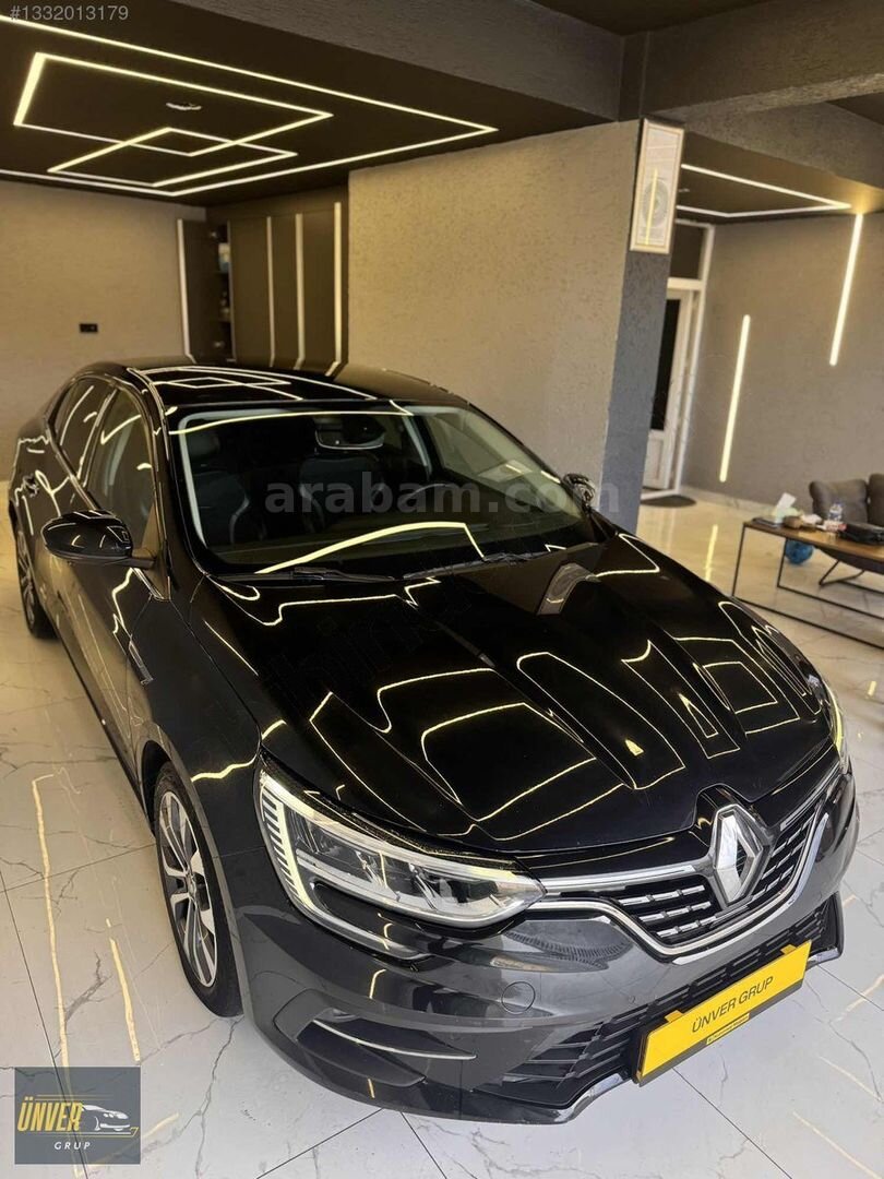 Galeriden Renault Megane 1.5 Blue DCI Icon 2022 Model Trabzon 104.000 km Siyah 7