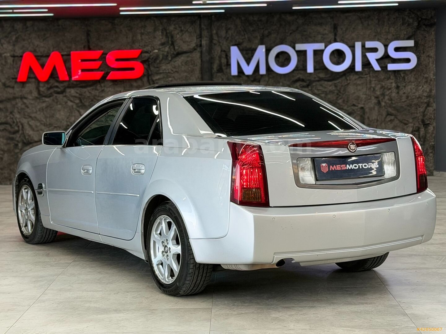 Galeriden Cadillac CTS 3.2 2003 Model İstanbul 156.000 km Gri 7