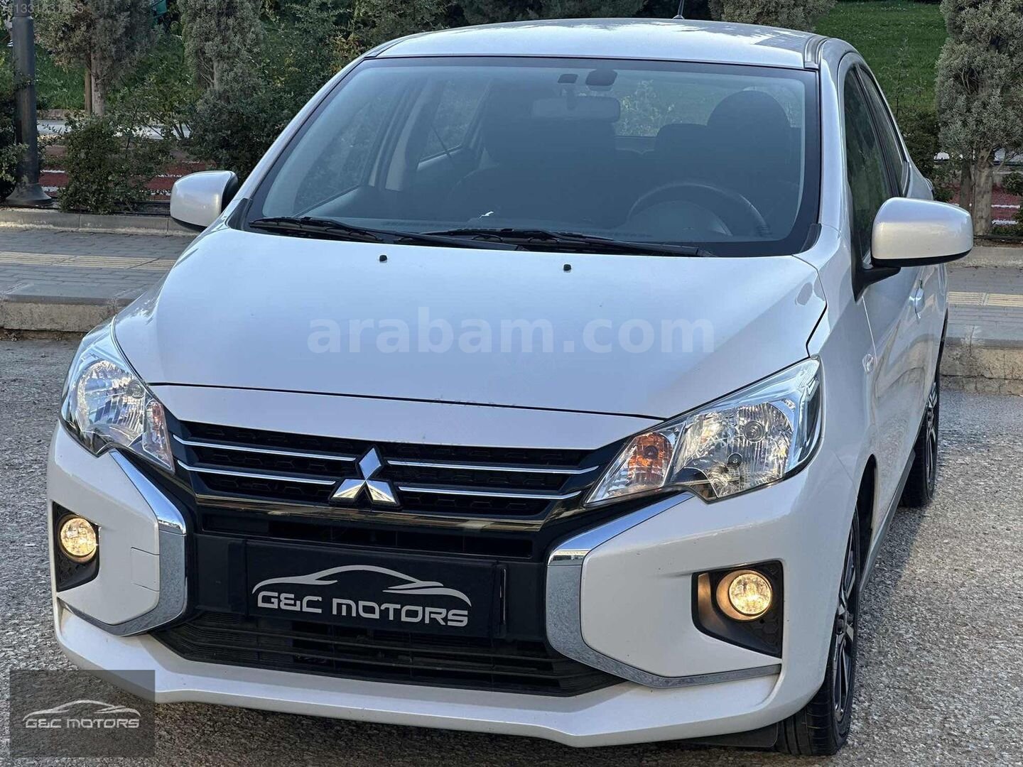 Galeriden Mitsubishi Space Star 1.2 Intense 2022 Model Ankara 36.000 km Beyaz 3