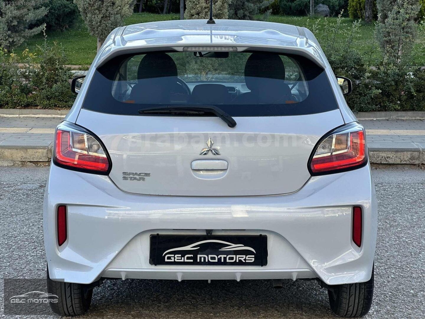Galeriden Mitsubishi Space Star 1.2 Intense 2022 Model Ankara 36.000 km Beyaz 5