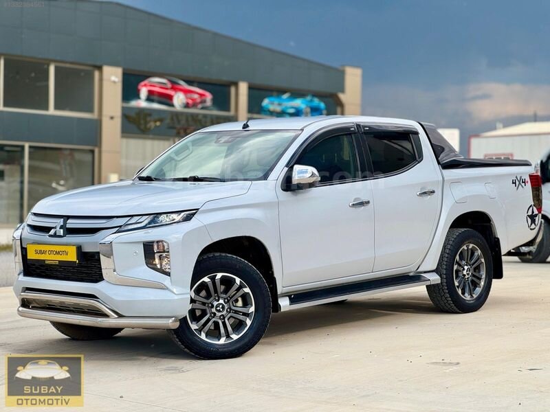 ORJİNAL+2021 ÇIKIŞLI+4x4 OTOMATİK+130.000KM+DERİ+ISITMA+PREMIUM