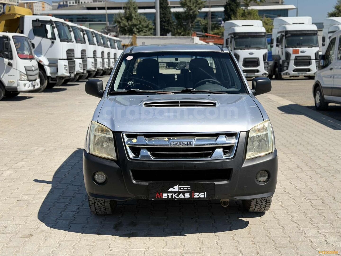 İZGİ OTOMOTİV'DEN 2009 MODEL ISUZU D'MAX 4X2 ÇİFTKABİN KAMYONET 2