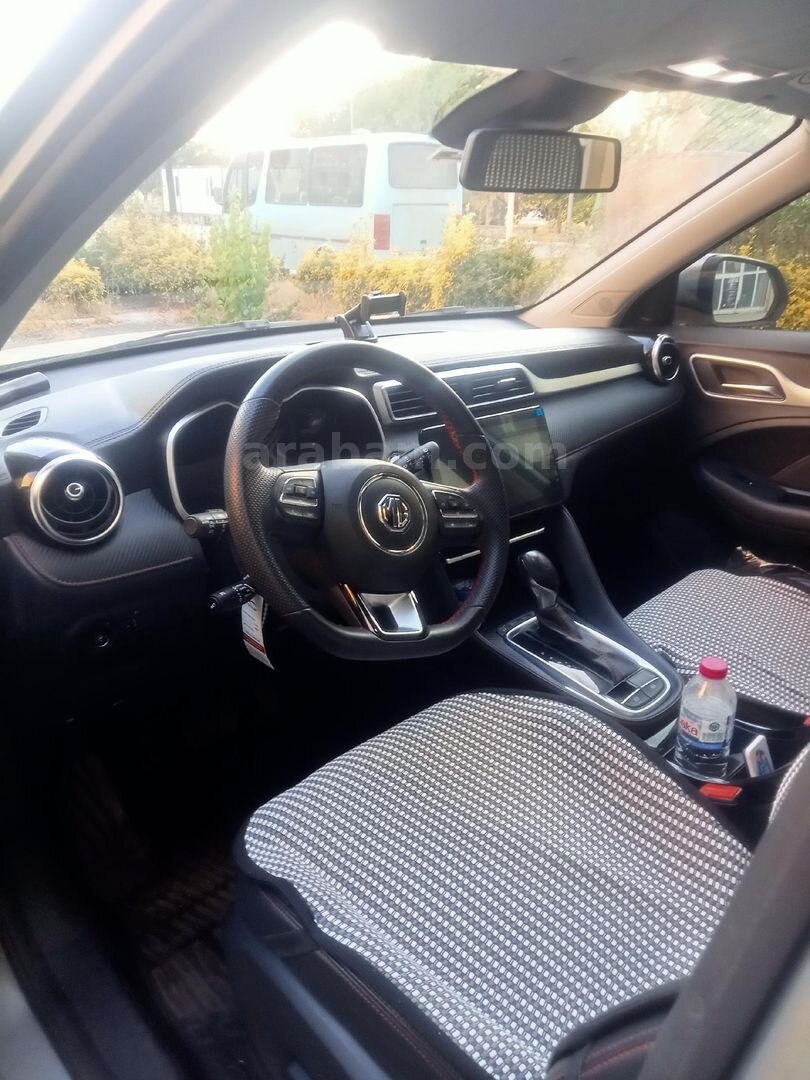 Sahibinden MG ZS 1.0 T-GDI Luxury Plus 2023 Model 17.500 km Gri (metalik) 3