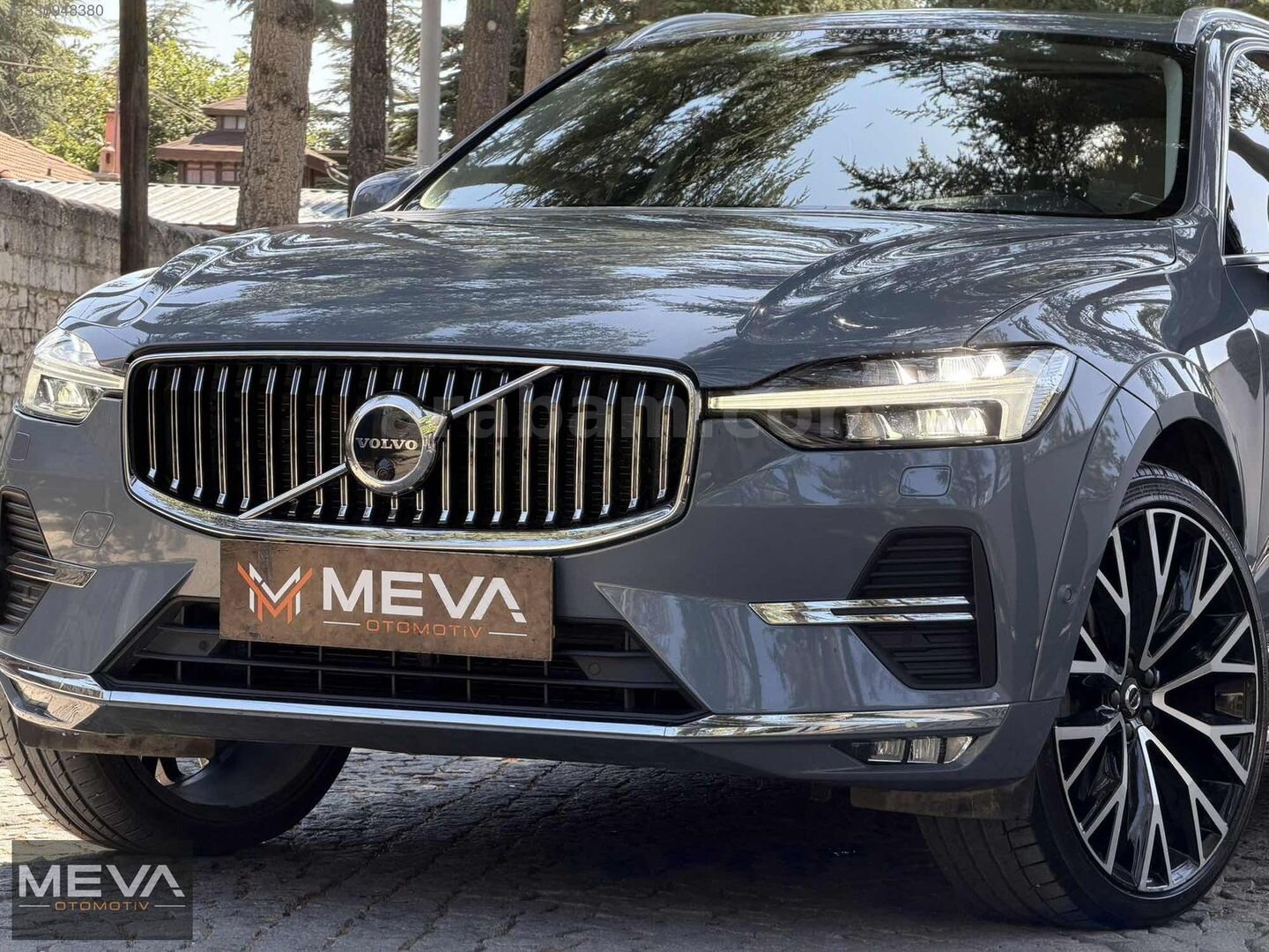 Meva Oto'dan 2022 XC60 2.0 B4 HYBRİD PLUS BRİGHT-BAYİ-360-HARMAN 4