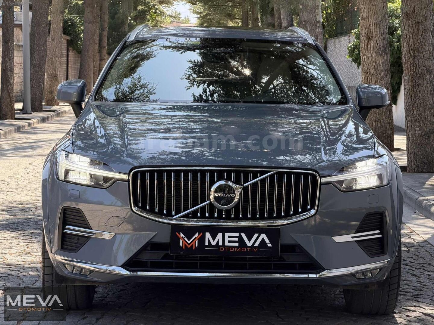 Meva Oto'dan 2022 XC60 2.0 B4 HYBRİD PLUS BRİGHT-BAYİ-360-HARMAN 2