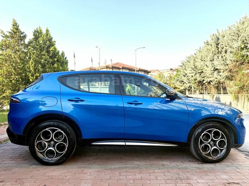 Alfa Romeo Tonale 1.6 D TI 2023 Model 4
