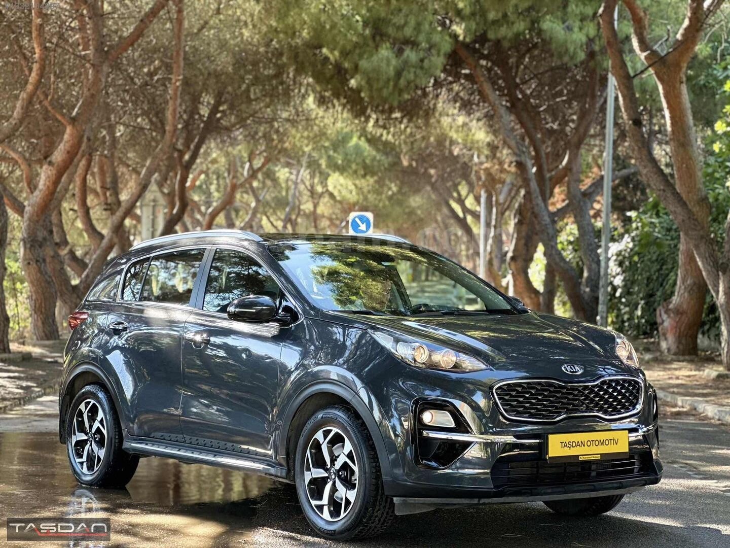 TAŞDAN OTOMOTİV'DEN KİA SPORTAGE ELEGANCE CAM TAVANLI HATASIZ 1