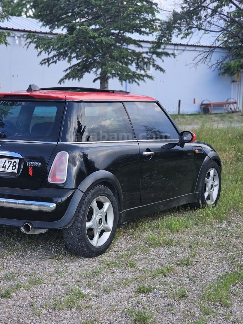 Sahibinden Mini Cooper 1.6 Türkiye Paketi 2003 Model 238000 km Siyah Muayenesi yeni 5