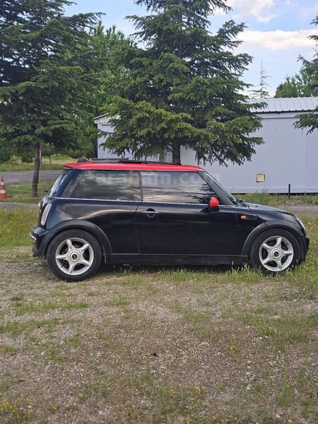 Sahibinden Mini Cooper 1.6 Türkiye Paketi 2003 Model 238000 km Siyah Muayenesi yeni