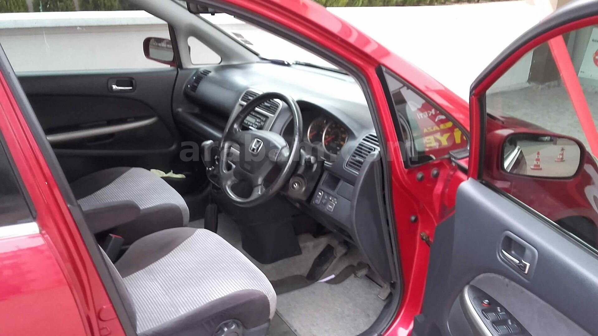 Sahibinden Honda Stream 2.0 2001 Model Ankara 166.000 km Bordo 3
