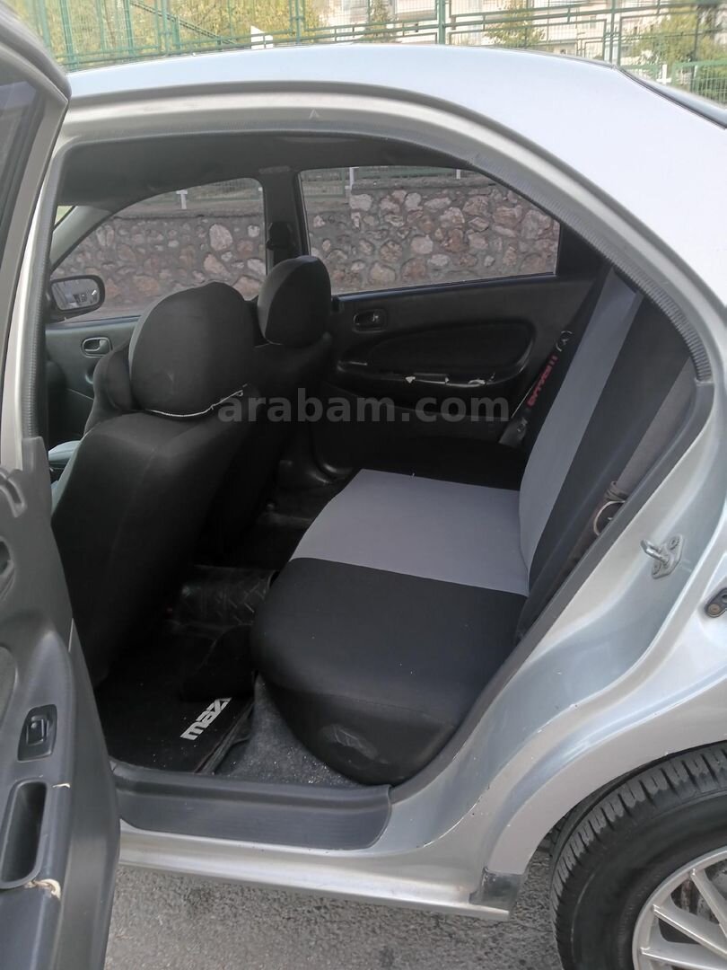 Sahibinden Mazda 323 1.5 Familia 1998 Model 7