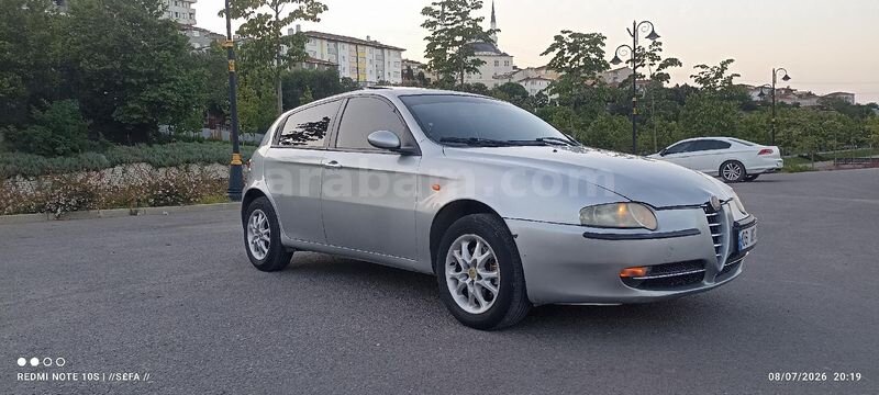 Sahibinden Alfa Romeo 147 1.6 TS Distinctive 2004 Model 310.000 km Gri