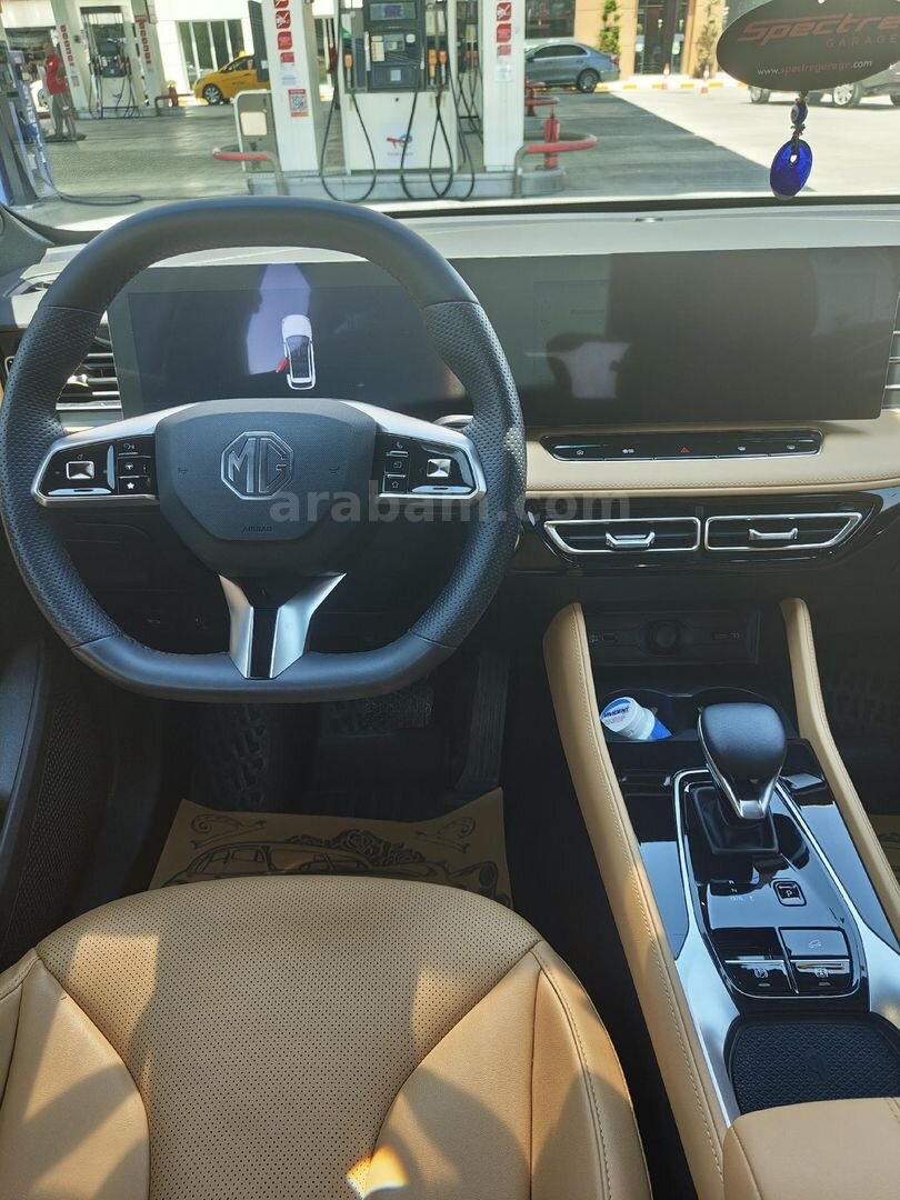 Sahibinden MG HS 1.5 T-GDI Luxury 2024 Model 4