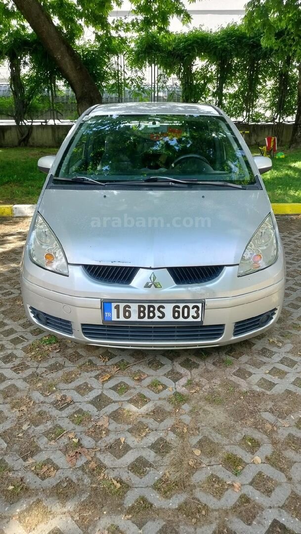 Sahibinden Mitsubishi Colt 1.3 Invite 2009 Model Bursa 196.000 km Gri 2