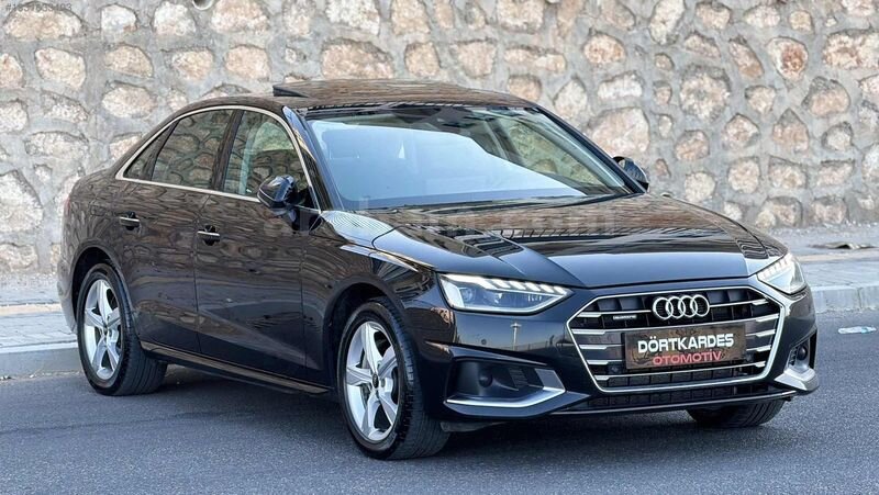 Galeriden Audi A4 Sedan 40 TDI Quattro Advanced 2022 Model Şanlıurfa 86.000 km Siyah