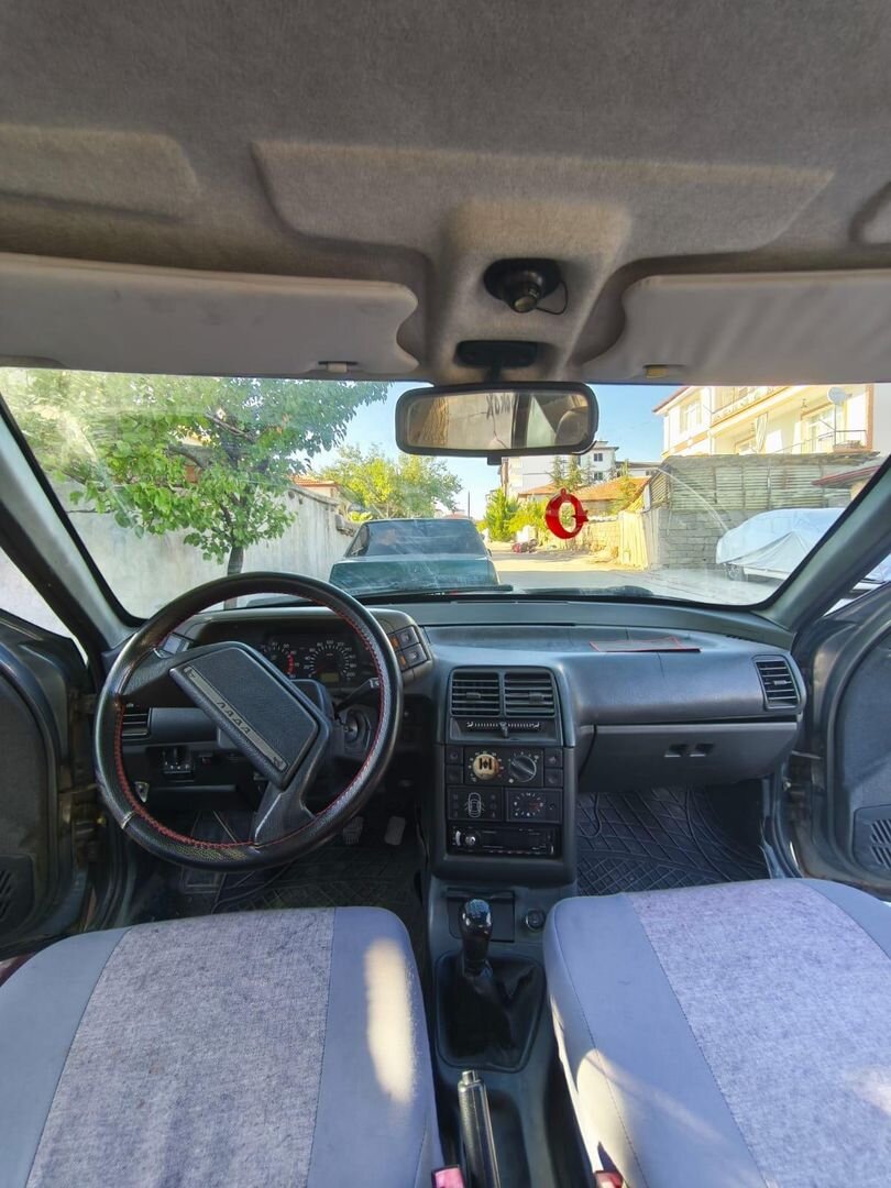 13 YILLIK 2. SAHİBİNDEN DEGİŞENSİZ HATASIZ LADA VEGA BU KM KAÇMAZ 4