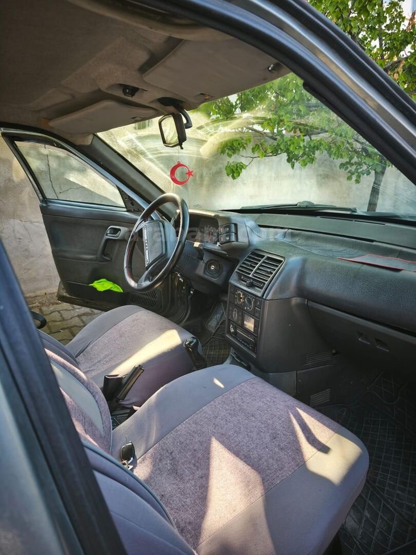 13 YILLIK 2. SAHİBİNDEN DEGİŞENSİZ HATASIZ LADA VEGA BU KM KAÇMAZ 6