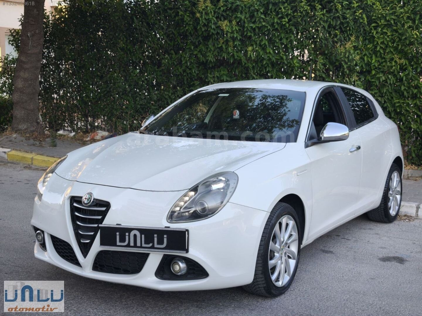 Galeriden Alfa Romeo Giulietta 1.4 TB MultiAir Distinctive 2015 Model Balıkesir 170.000 km Beyaz 2