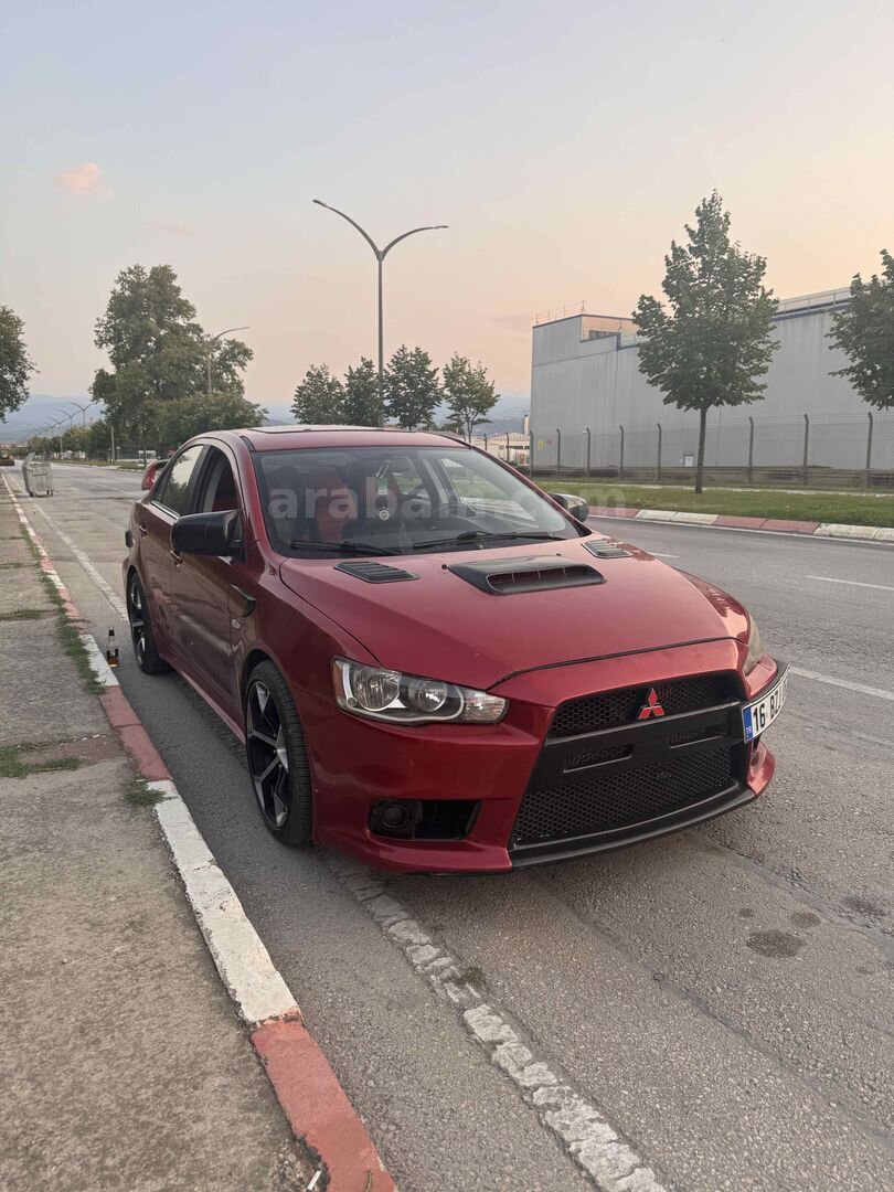 Sahibinden Mitsubishi Lancer 1.5 Invite 2008 Model Bursa 183.000 km Siyah 2
