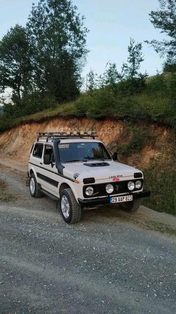 Sahibinden Lada Niva 1.7 1995 Model 2