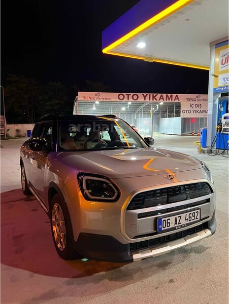 SIFIR AYARINDA SAHİBİNDEN YENİ MINI COUNTRYMAN E 501 km MENZİL