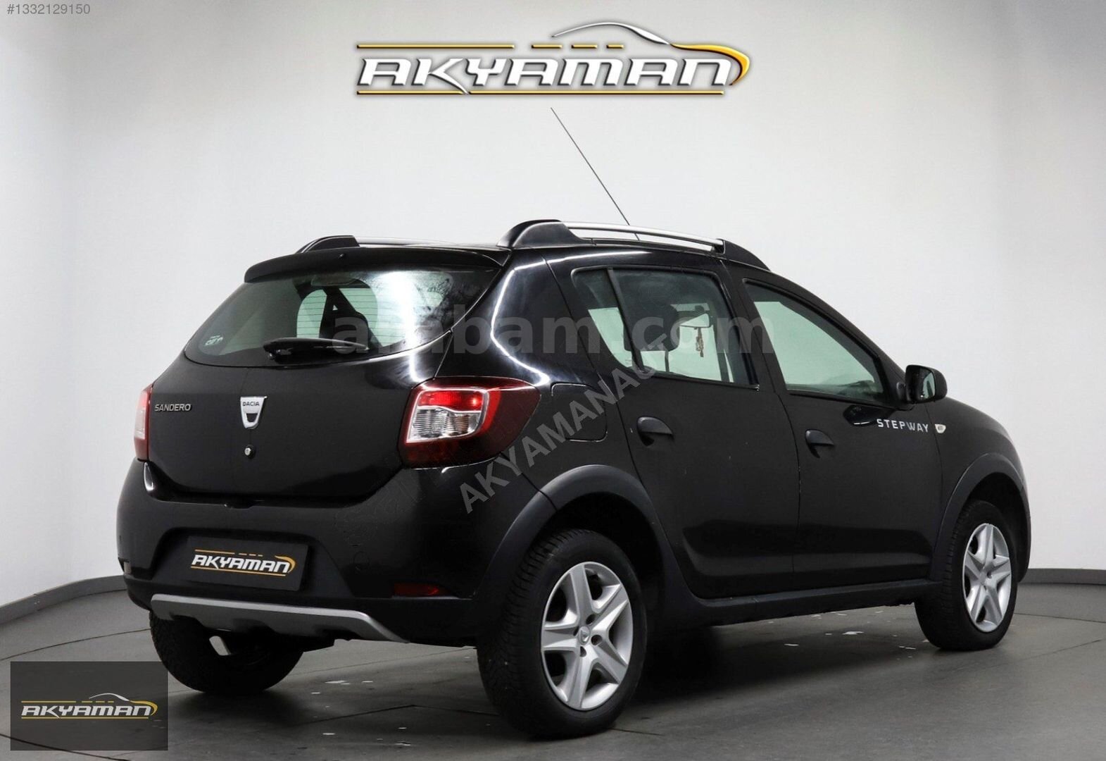 Galeriden Dacia Sandero 1.5 dCi Stepway 2016 Model İstanbul 142.000 km Siyah 4