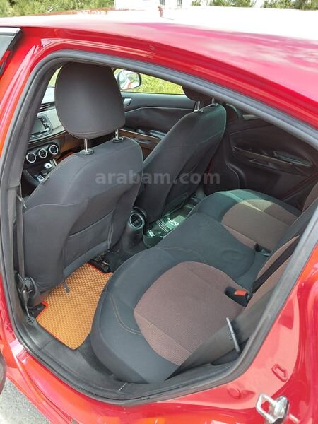 Sahibinden Alfa Romeo Giulietta 1.6 JTD Progression Plus 2014 Model 7