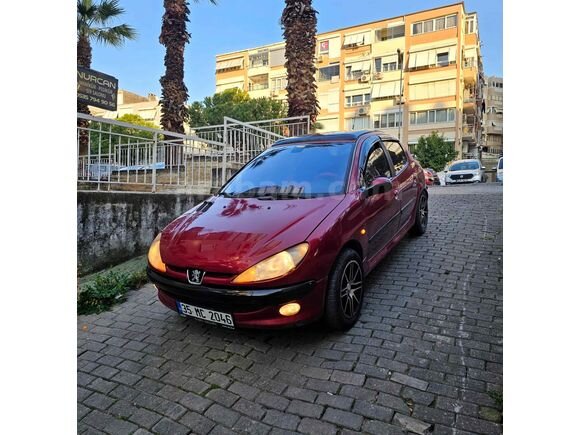 Sahibinden Peugeot 206 1.4 XT 2003 Model İzmir 213.000 km Kırmızı