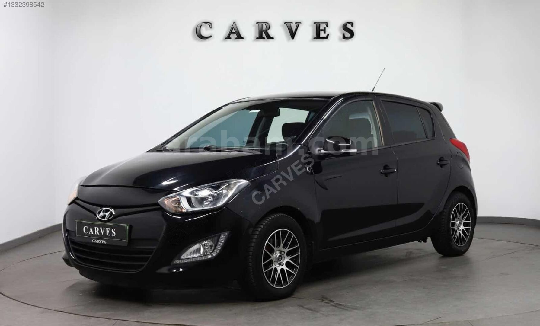 CARVES'DEN 2014 HYUNDAİ İ20 DÜŞÜK KM OTOMATİK GERİ GÖRÜŞ 3