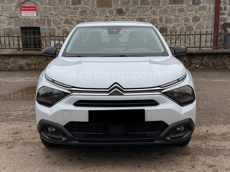 KK OTOMOTİV DEN 2024 MODEL C4 X 1.2 Puretech Feel Bold EAT8