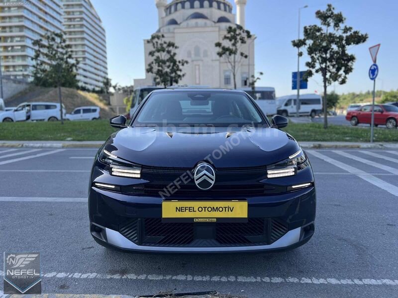 Galeriden Citroen C4 1.2 PureTech You 2025 Model İstanbul 44.000 km Mavi