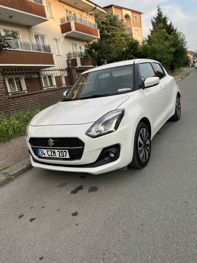 Sahibinden Suzuki Swift 1.2 GLX 2020 Model 125.000 km Beyaz 4