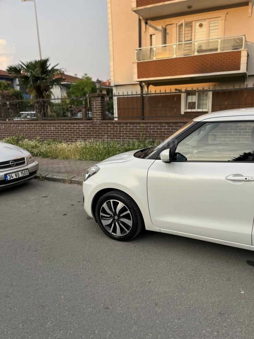 Sahibinden Suzuki Swift 1.2 GLX 2020 Model 125.000 km Beyaz 7