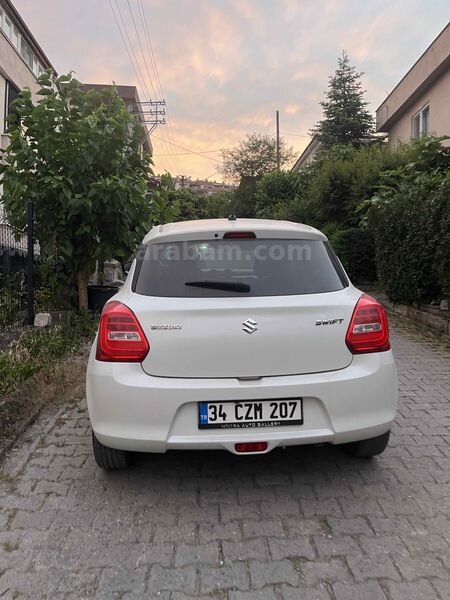 Sahibinden Suzuki Swift 1.2 GLX 2020 Model 125.000 km Beyaz 1