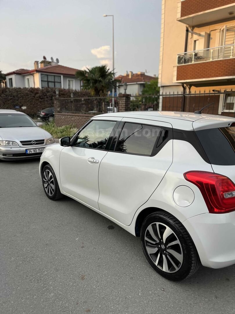 Sahibinden Suzuki Swift 1.2 GLX 2020 Model 125.000 km Beyaz 5
